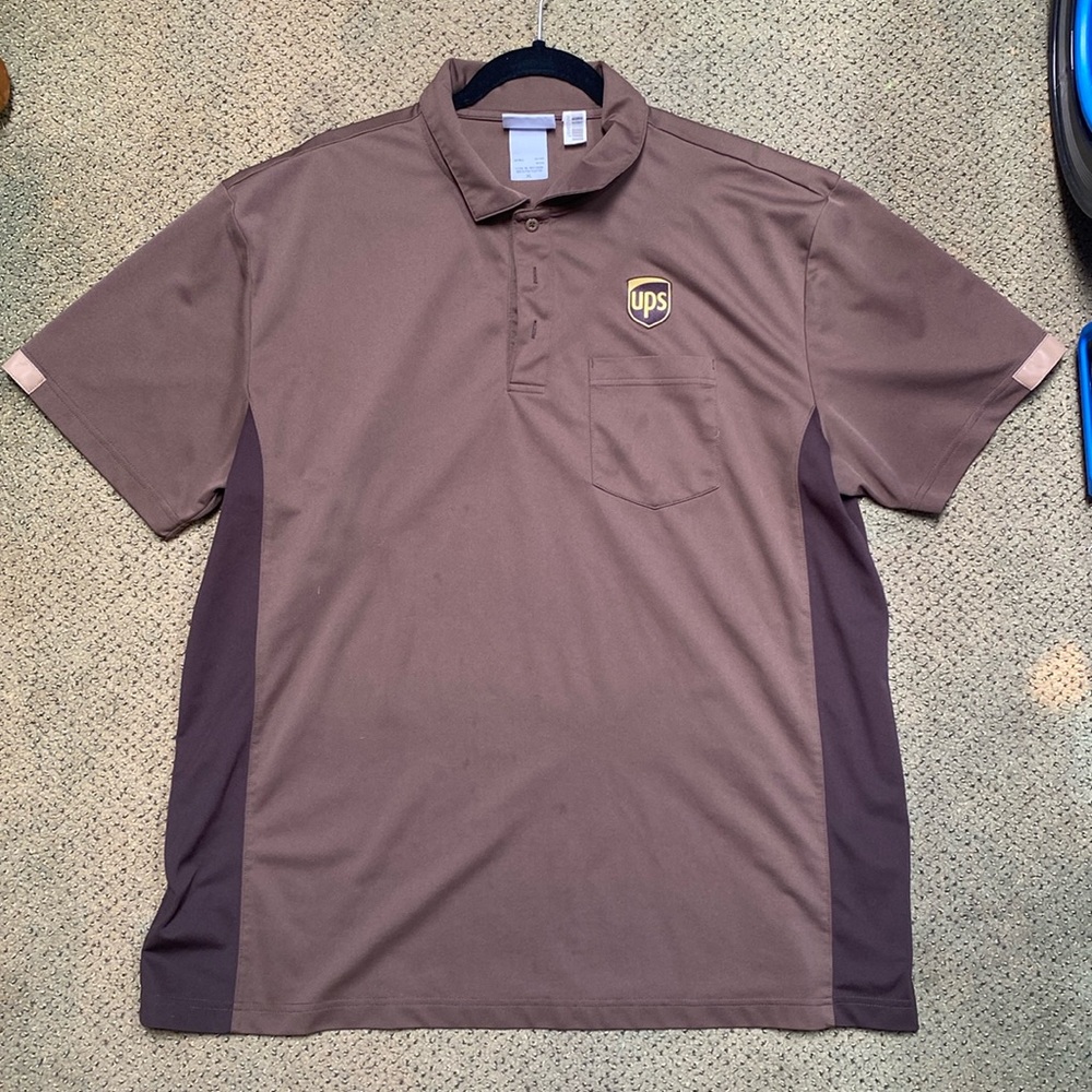 UPS XL SHIRT